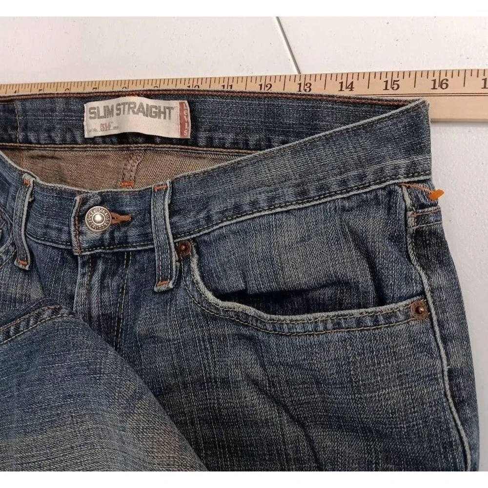 Levis 514 Jeans Mens 33x32 Blue‎ Slim Straight Denim Medium Wash Classic Pants